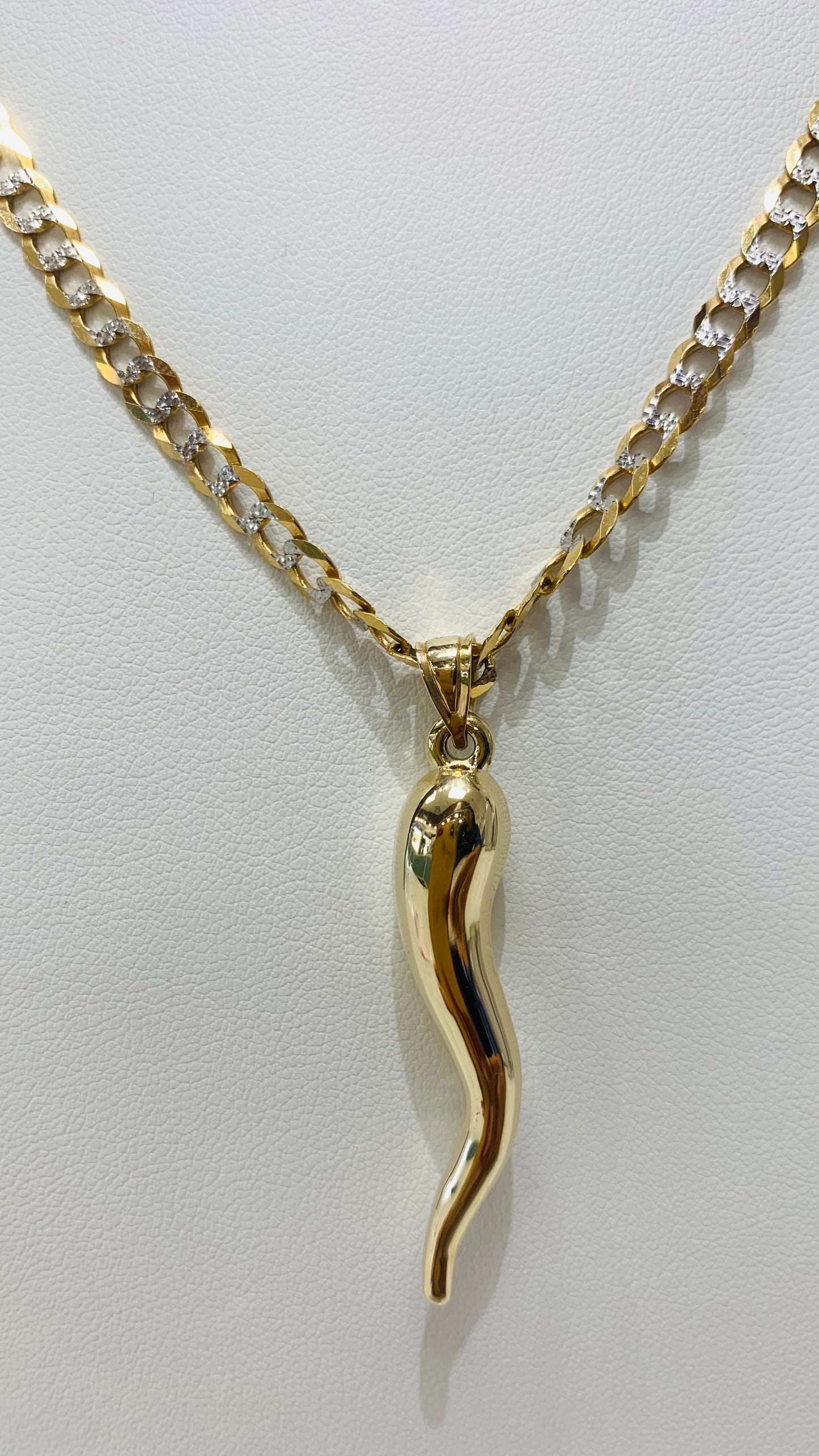 10k gold cuban style chain
