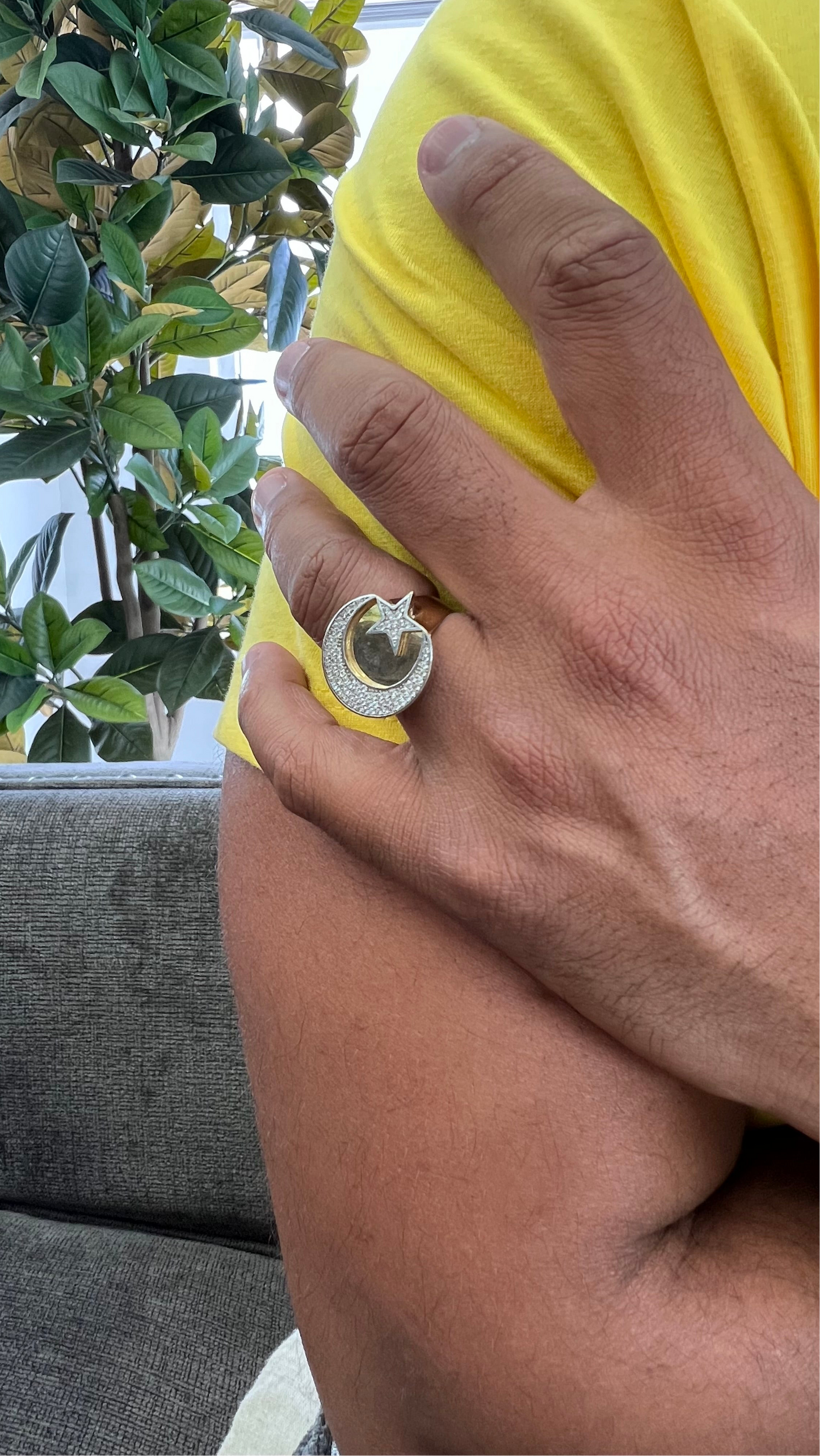 ANILLO CON LUNA Y ESTRELLA 10K