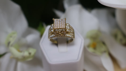 anillo 10k diseno corte de  prinsesa con sirconia en blanca de mujer