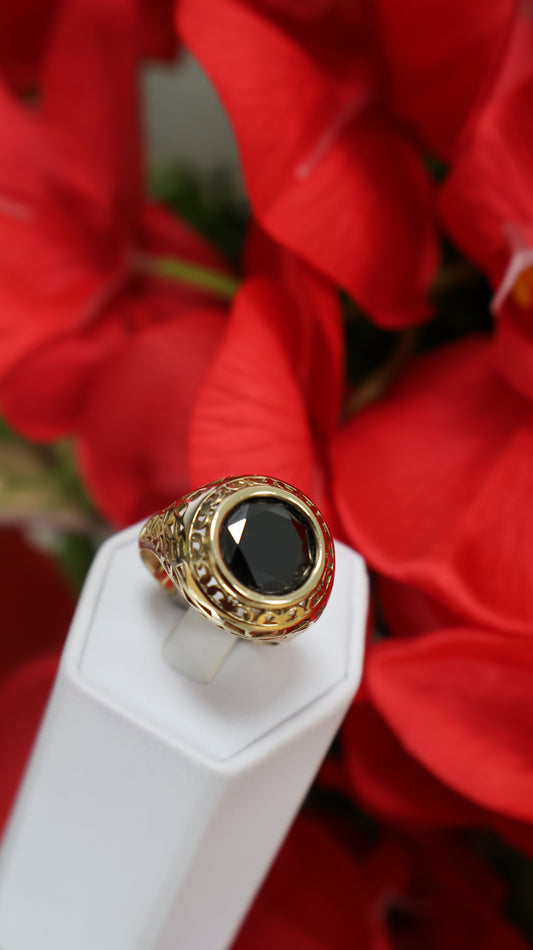 anillo 10k de hombre con  piedra negra