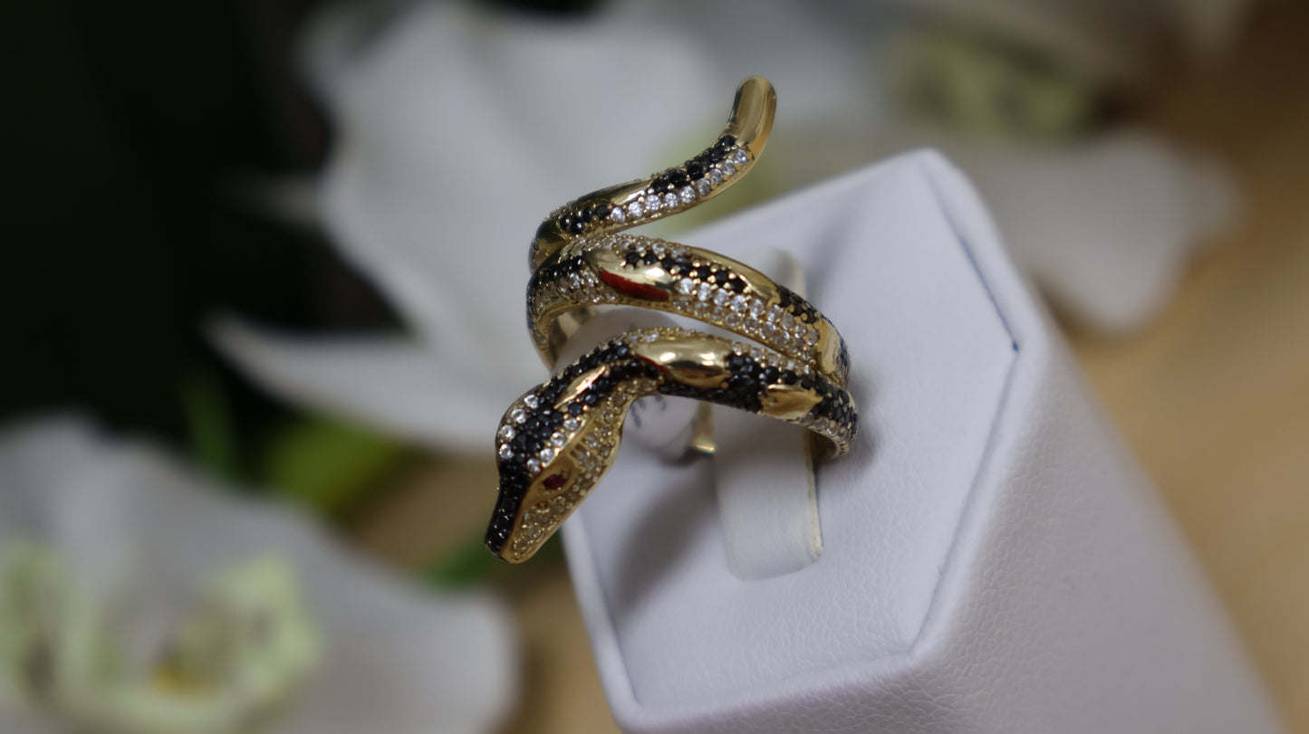 anillo de mujer 14k estilo serpiente negra y blanca