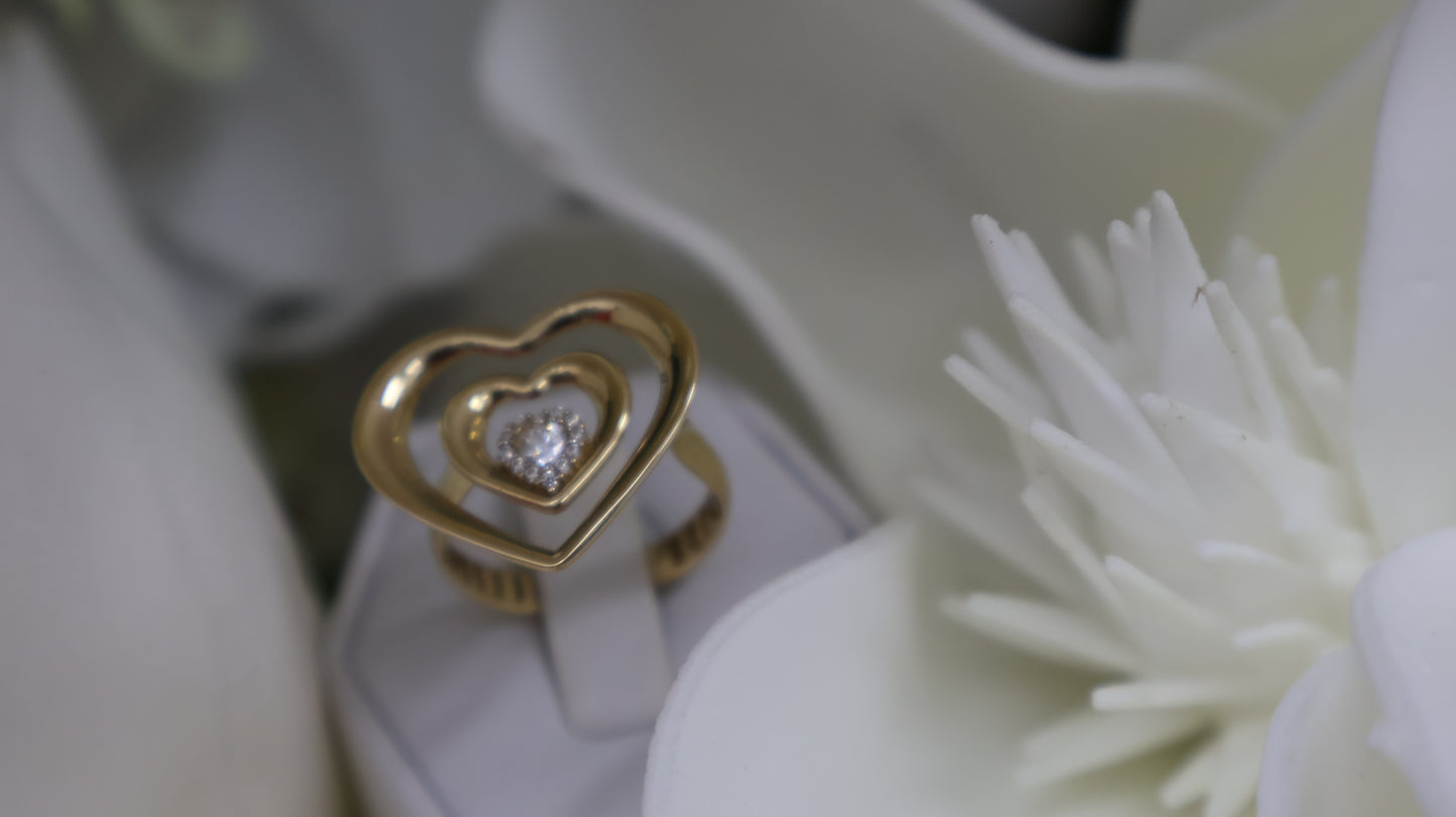 anillo de mujer 14k con piedra blanca de corazon