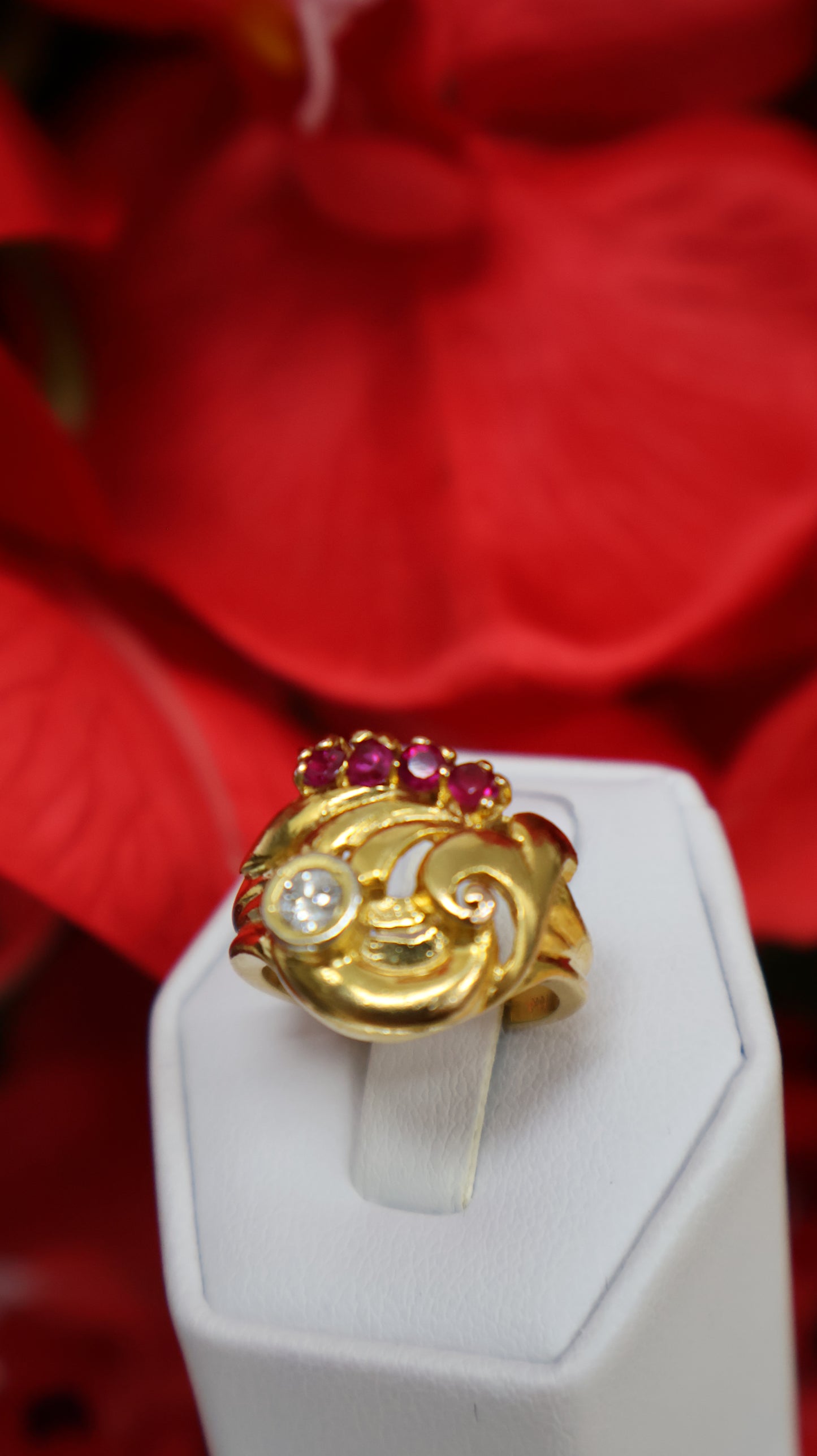 anillo de mujer 14k con circonia blanca y roja