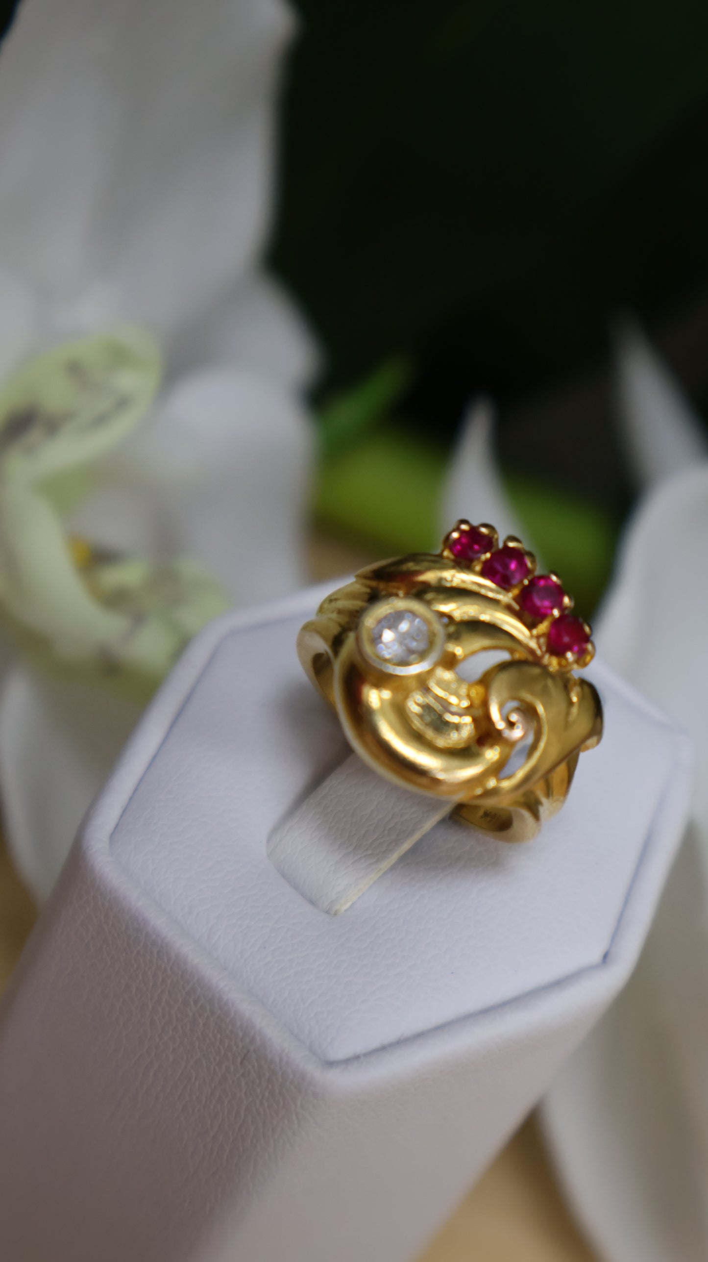 anillo de mujer 14k con circonia blanca y roja