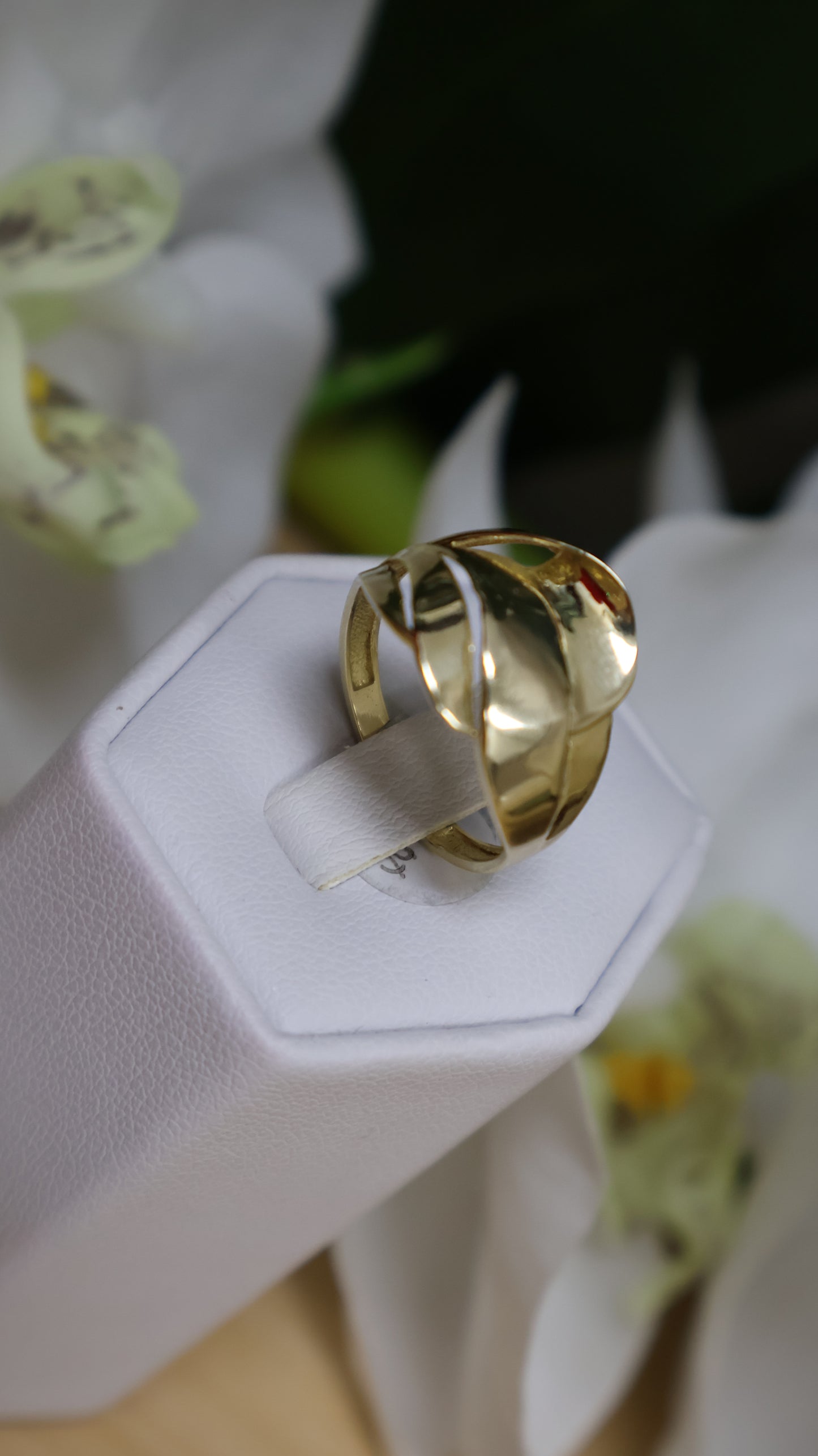 anillo de mujer 10k de banda moderno