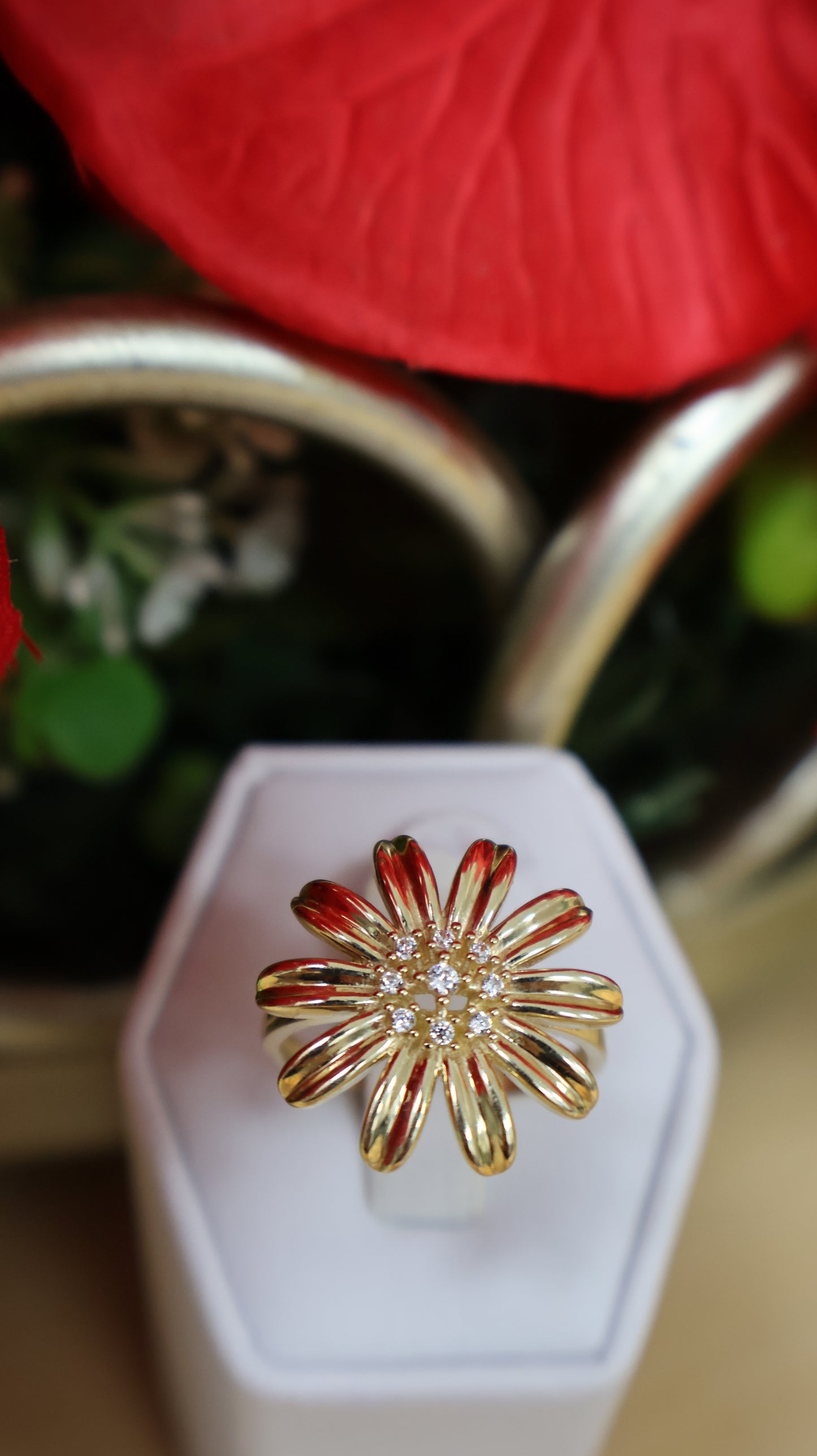 anillo de mujer de 14k de flor