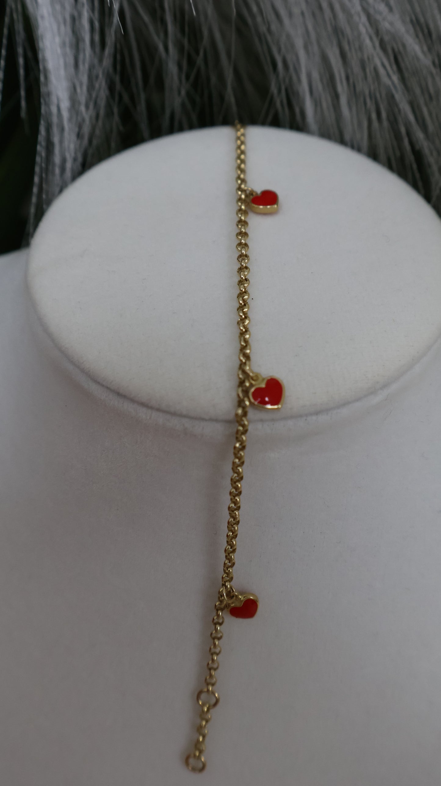 Manilla para ninas de corazon en oro de 14k