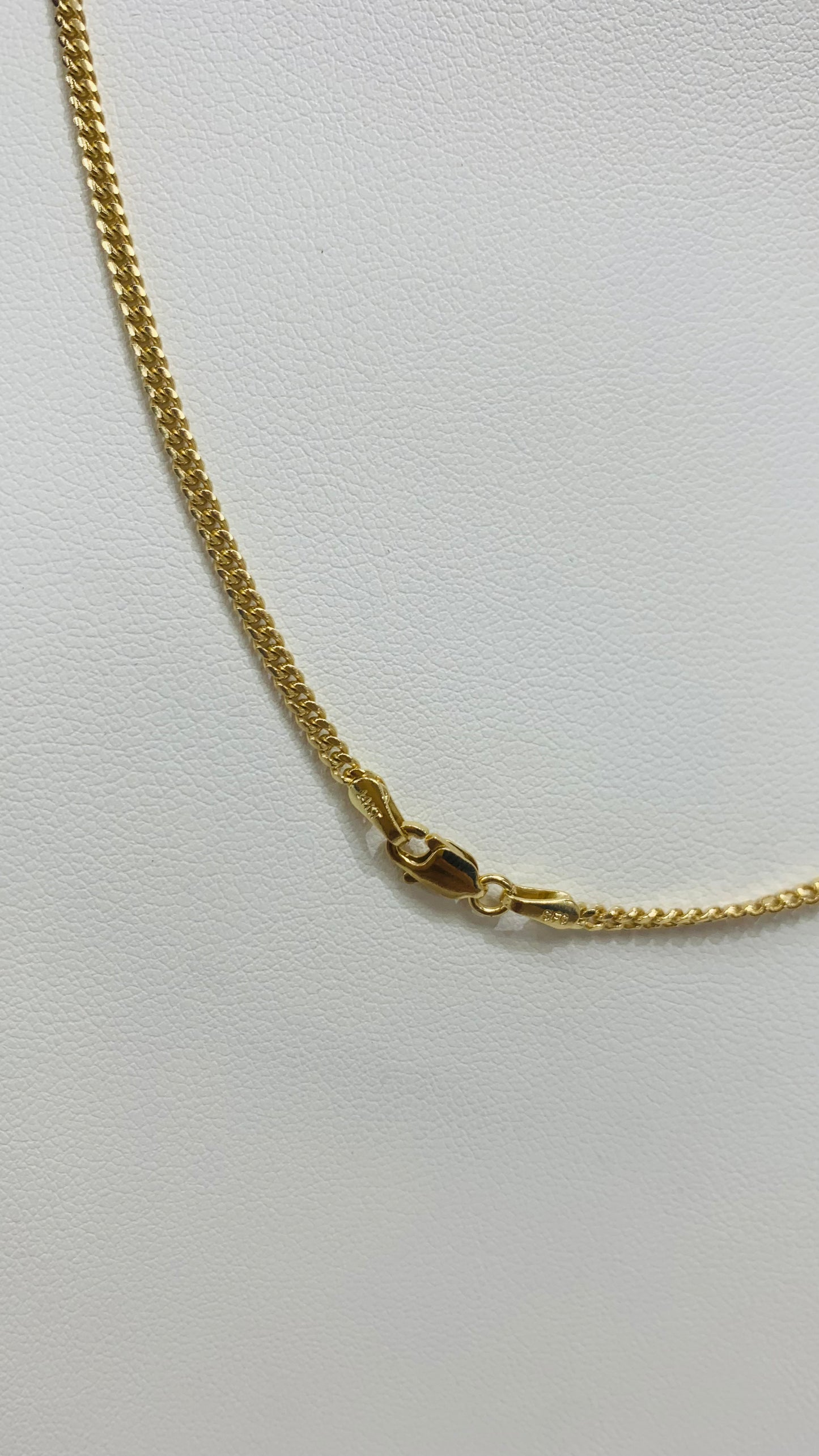 cadena de oro 14k con dije ojo rojo