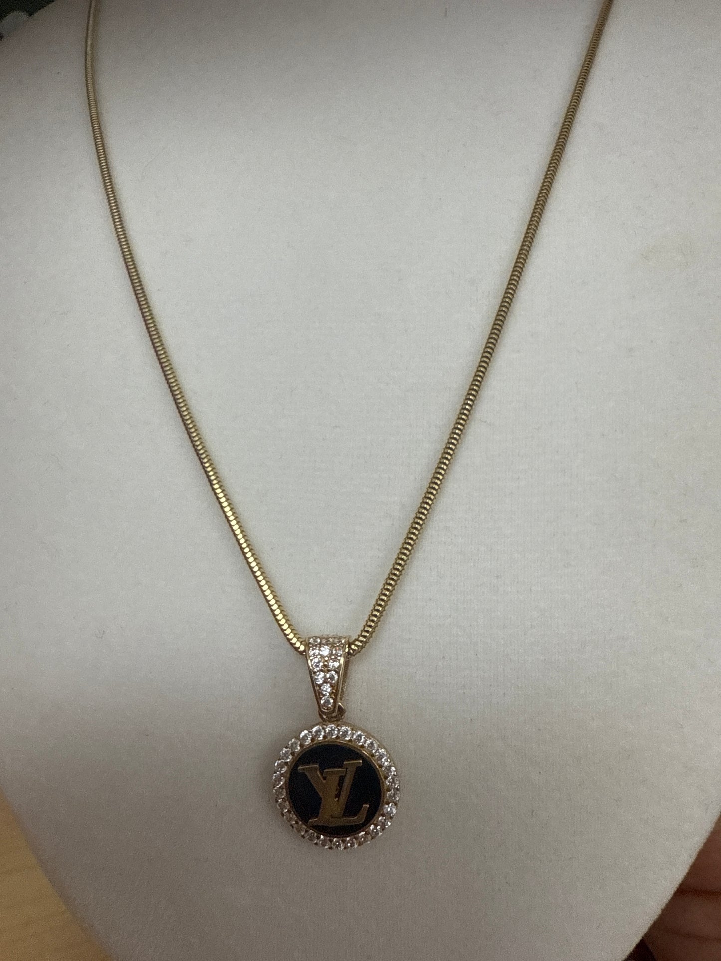 Conjunto de cadena ,dije y anillo de 14k de mujer