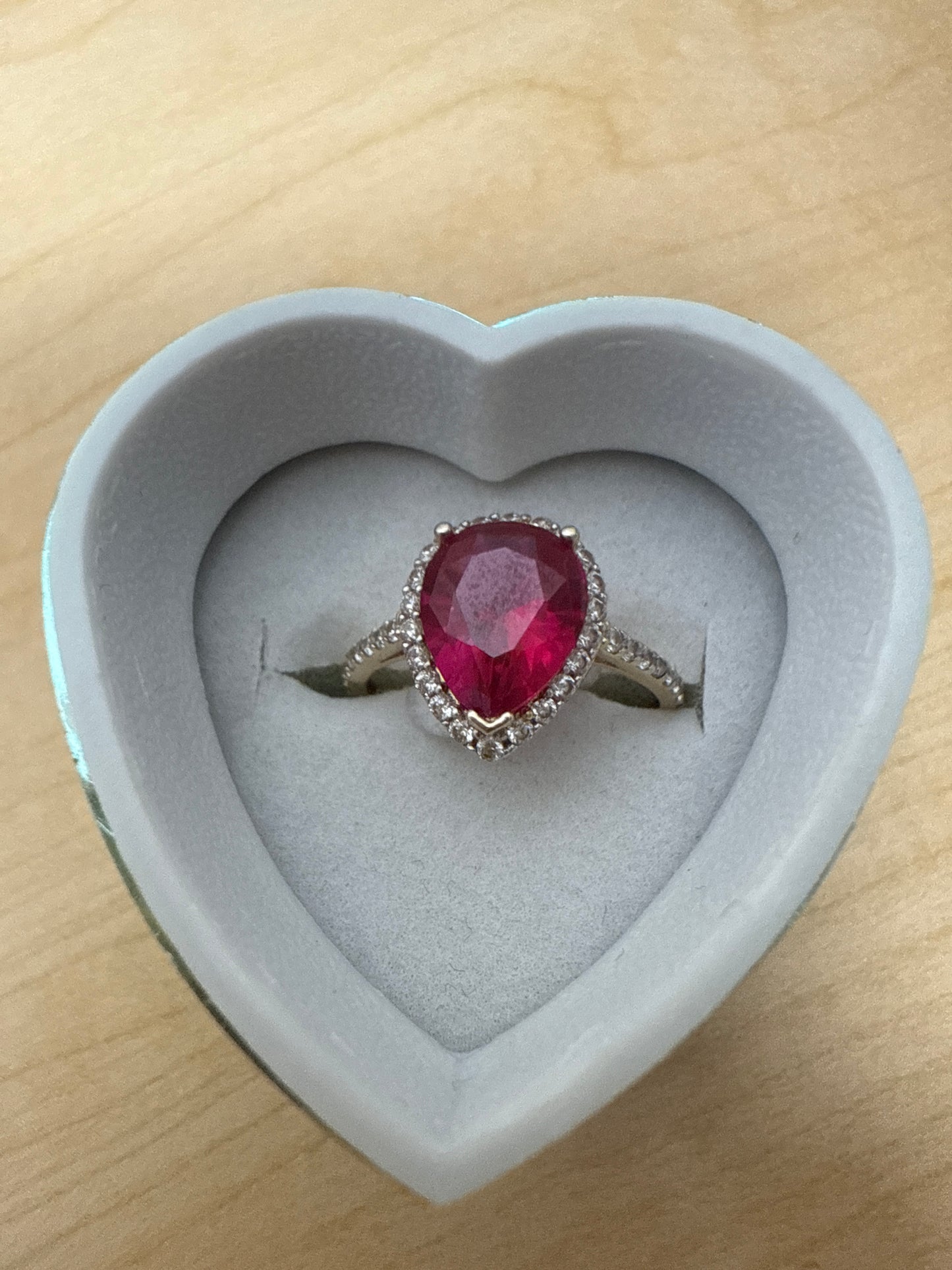 Anillo Corazón Rojo oro 10 k