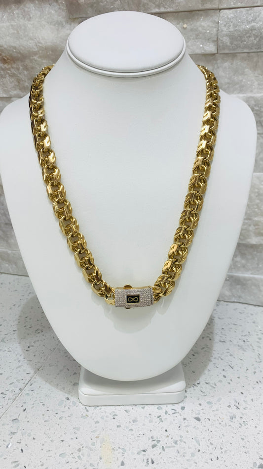 Short Monaco Style Chain