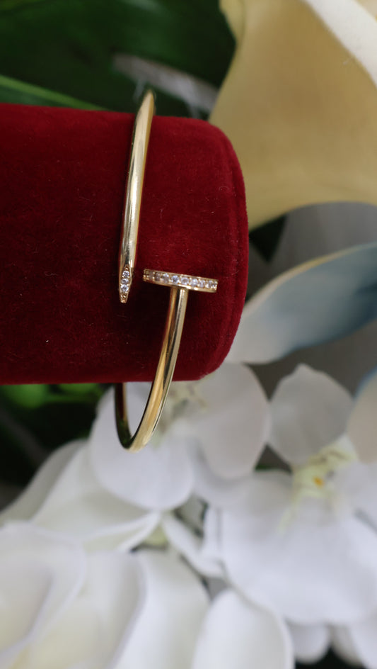 Pulsera de clavo para mujer en 10k