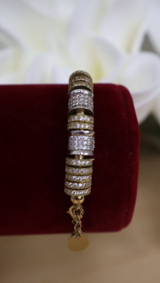 Manilla pandora para mujer en oro 10k