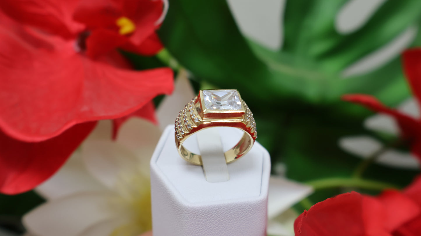 anillo de 10k de hombre con piedra blanca