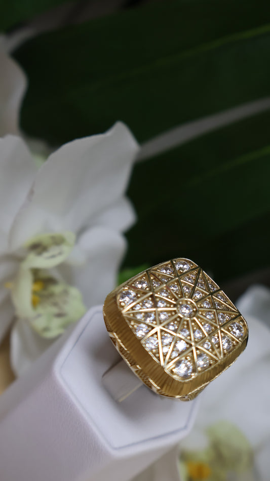 anillo 14k de hombre de  roseta con  sirconia  en blanca