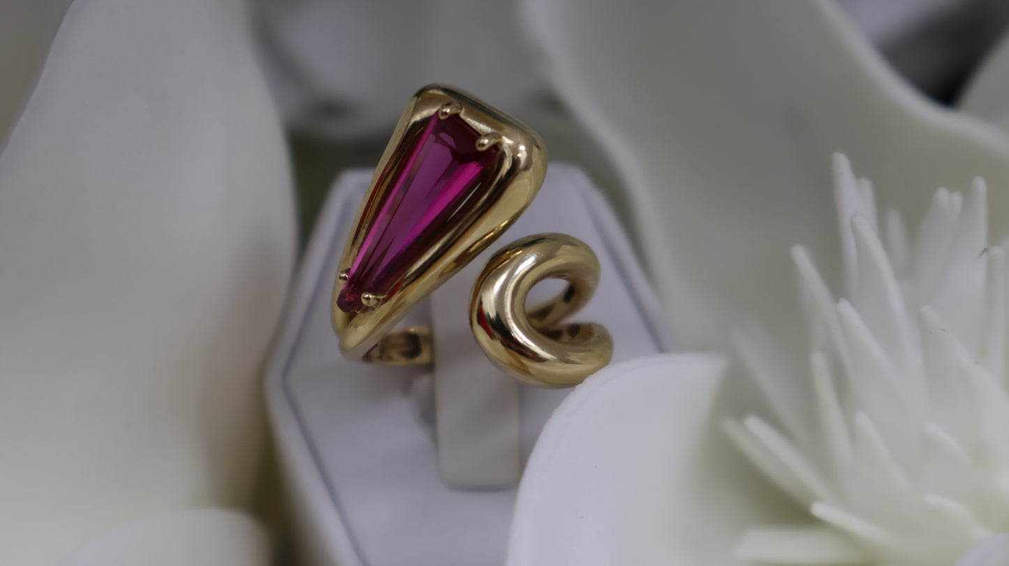 Anillo de mujer 14k estilo Moderno con piedra en rosada