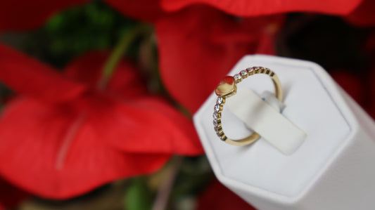 anillo de mujer 10k con piedra rosada y blanca de corazon
