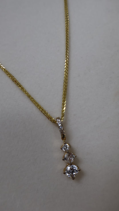 Dije de 14k  de colgante con circonia