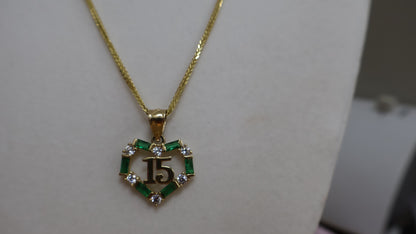 Dije de 14k corazon para 15 anos
