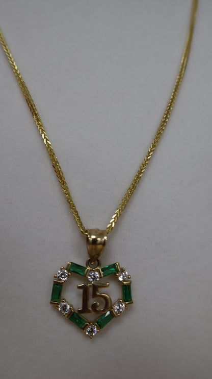 Dije de 14k corazon para 15 anos