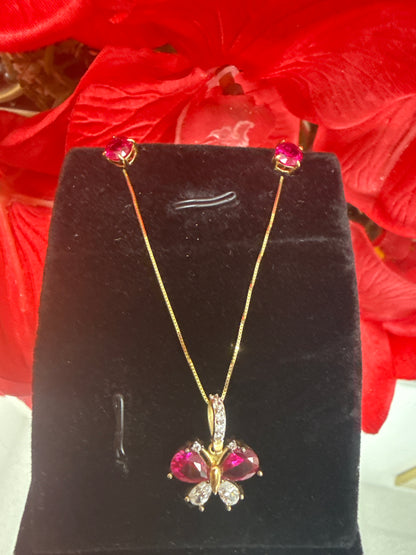 Disfruta de bello conjunto de cadena arete y dije con circonia en rojo para mujer de 14k