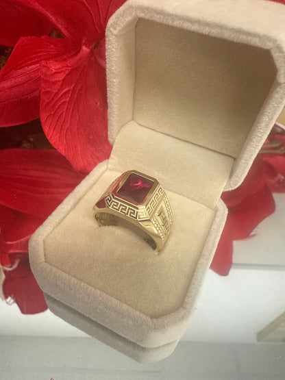 Anillo de hombre con circonia de color roja en oro 10k