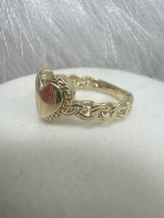 Anillo de mujer de oro 10k de corazon  con bello diseno